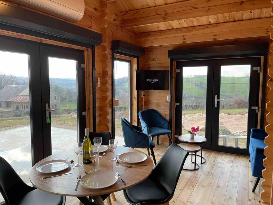 Le Chalet Du Crescent Saint-Germain-des-Champs Zewnętrze zdjęcie