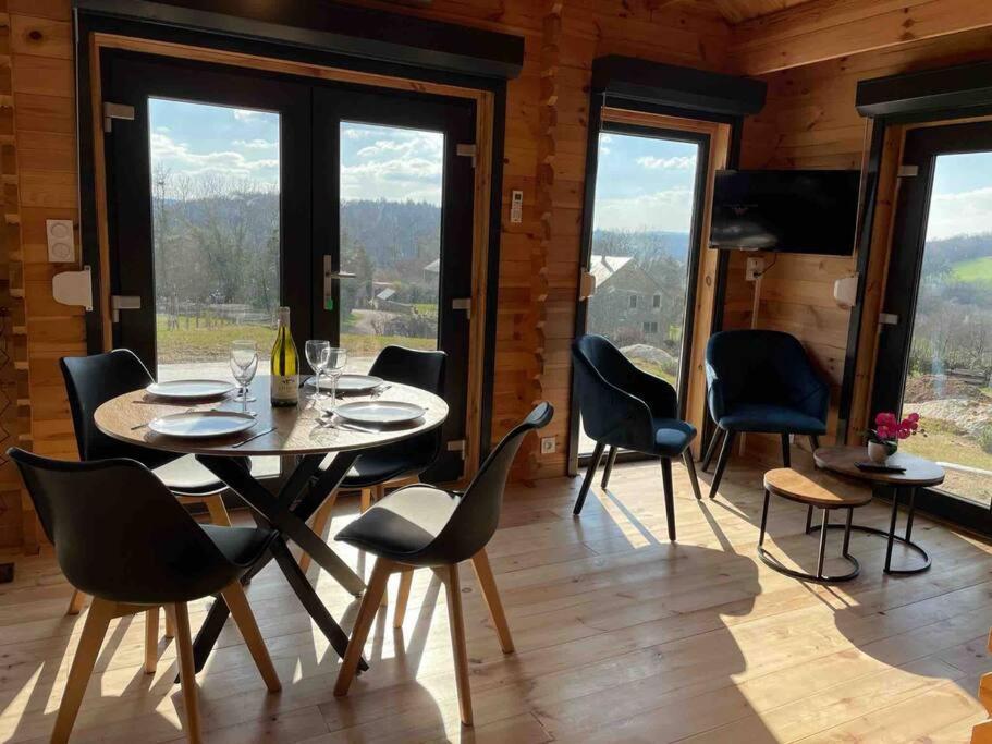 Le Chalet Du Crescent Saint-Germain-des-Champs Zewnętrze zdjęcie
