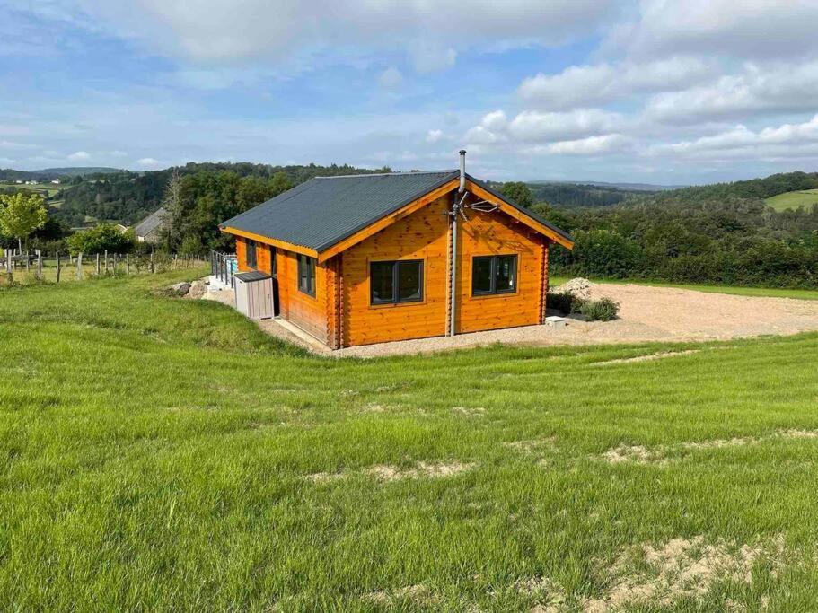 Le Chalet Du Crescent Saint-Germain-des-Champs Zewnętrze zdjęcie
