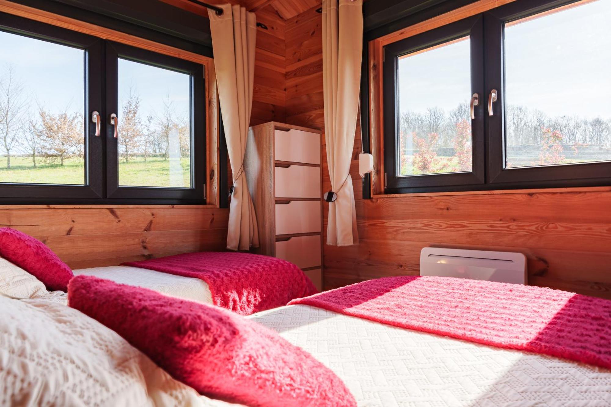 Le Chalet Du Crescent Saint-Germain-des-Champs Zewnętrze zdjęcie