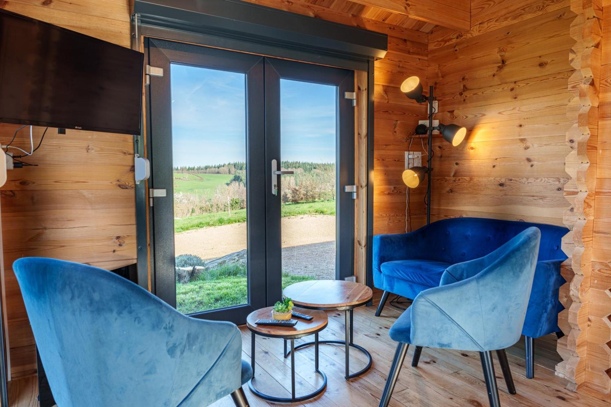 Le Chalet Du Crescent Saint-Germain-des-Champs Zewnętrze zdjęcie