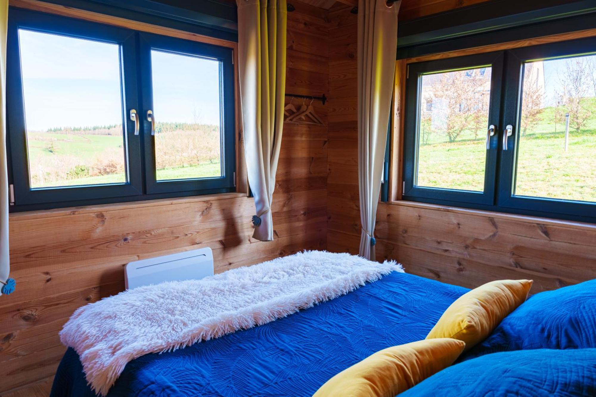 Le Chalet Du Crescent Saint-Germain-des-Champs Zewnętrze zdjęcie